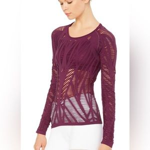 Alo Wanderer Maroon top